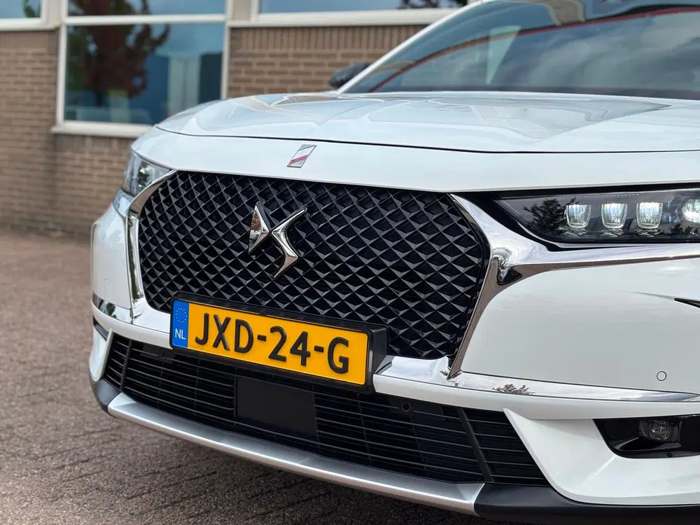DS Automobiles DS 7 Crossback DS 7 Crossback E-Tense 4x4 Grand Chic Rivo uit 2020, foto 7