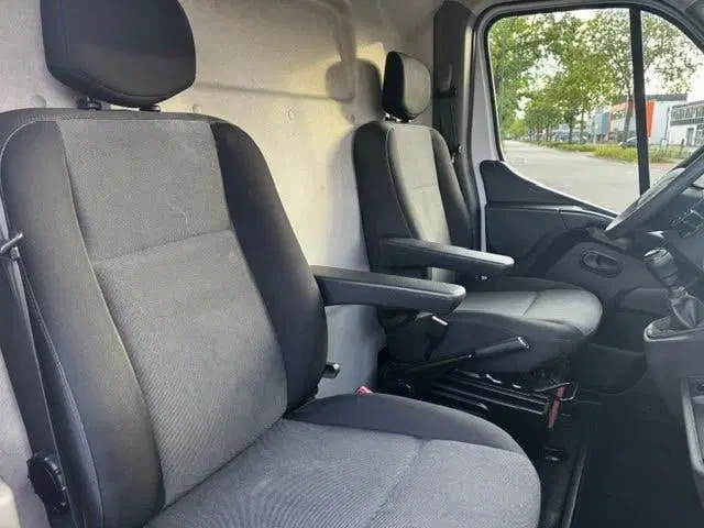 Nissan Interstar 2.3 dCi 136pk L3 H2 Acenta Euro 6 Airco uit 2023, foto 5