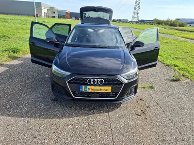 Audi A1 30 TFSI S line uit 2024