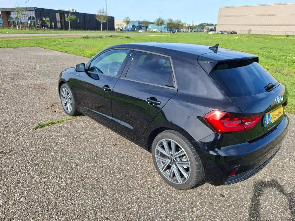 Audi A1 30 TFSI S line uit 2024, foto 3