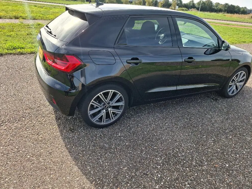 Audi A1 30 TFSI S line uit 2024, foto 4