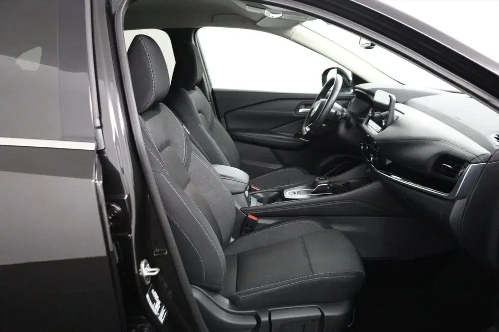 Nissan Qashqai 1.3 MHEV N-CONNECTA XTRONIC AUTOMAAT 158PK uit 2022, foto 13