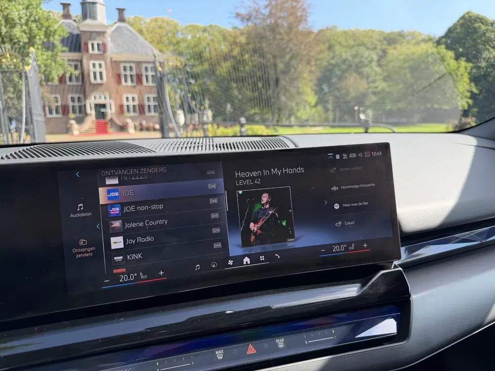 BMW i5 eDrive40 Business Edition 84 kWh uit 2024, foto 15
