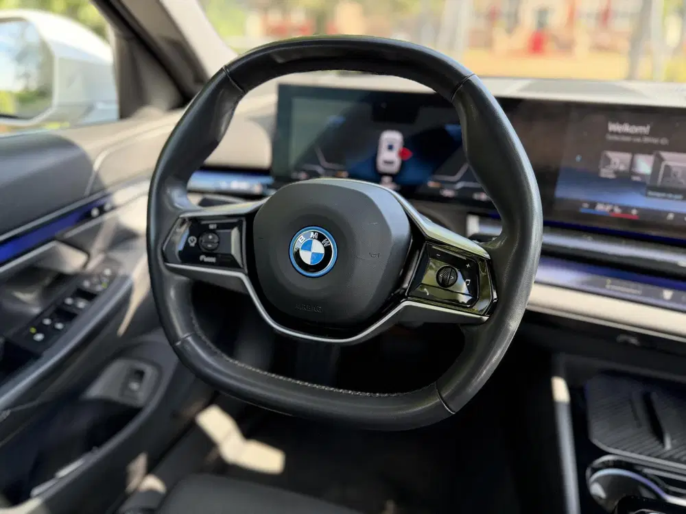 BMW i5 eDrive40 Business Edition 84 kWh uit 2024, foto 9