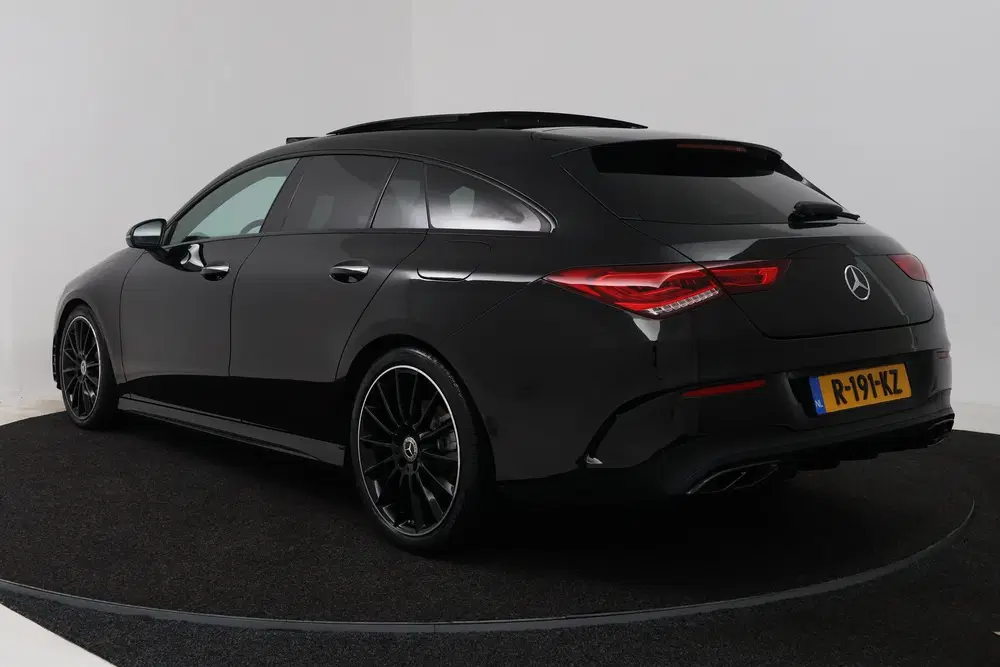 Mercedes-Benz CLA 180 AMG Line (PANORA uit 2022, foto 5