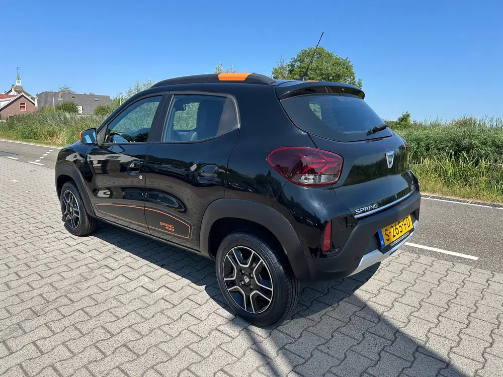 Dacia Spring Comfort Plus 27 kWh uit 2023, foto 2