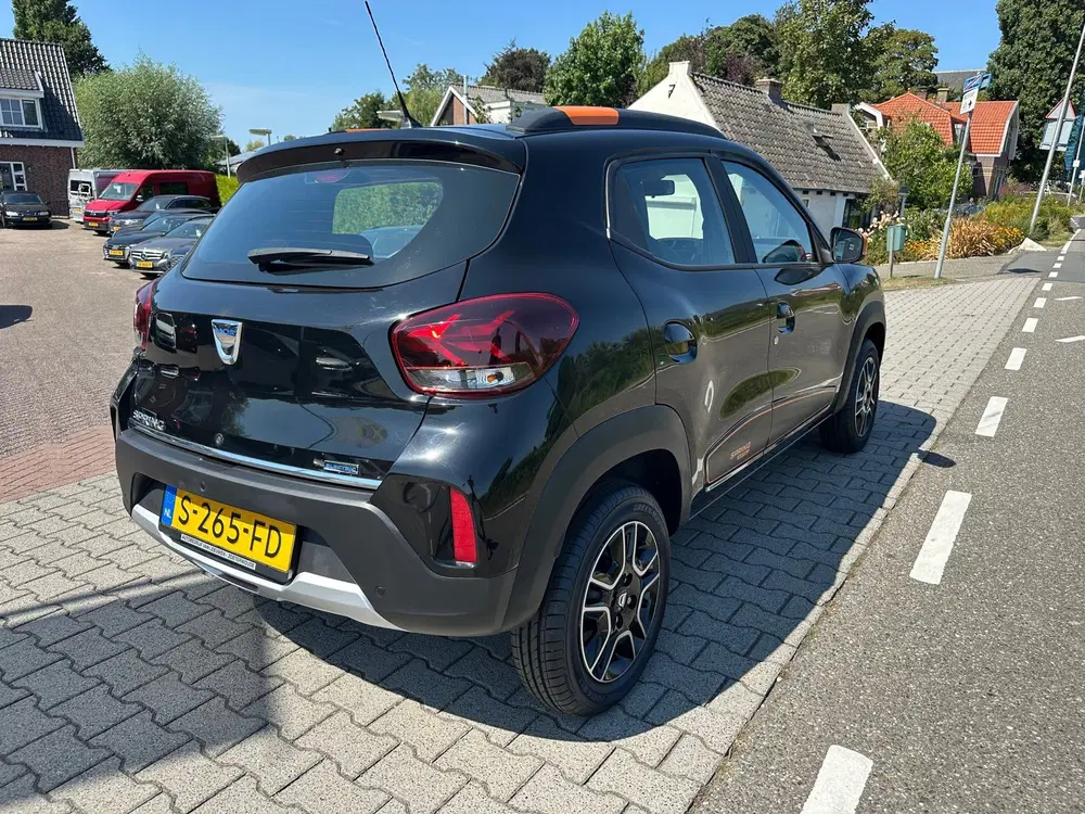 Dacia Spring Comfort Plus 27 kWh uit 2023, foto 3