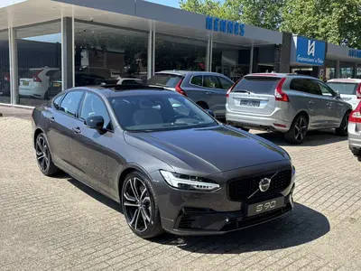 Volvo S90 T8 455pk AWD Ultimate Dark B&W Head-Up Luc uit 2022