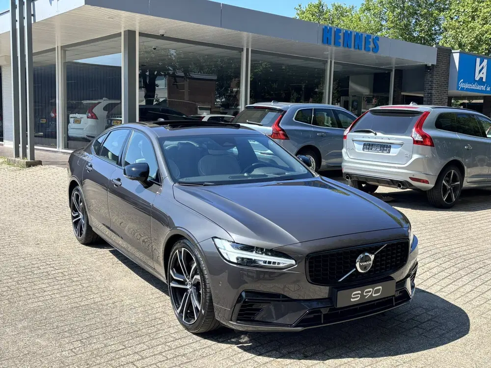 Volvo S90 T8 455pk AWD Ultimate Dark B&W Head-Up Luc uit 2022, foto 11