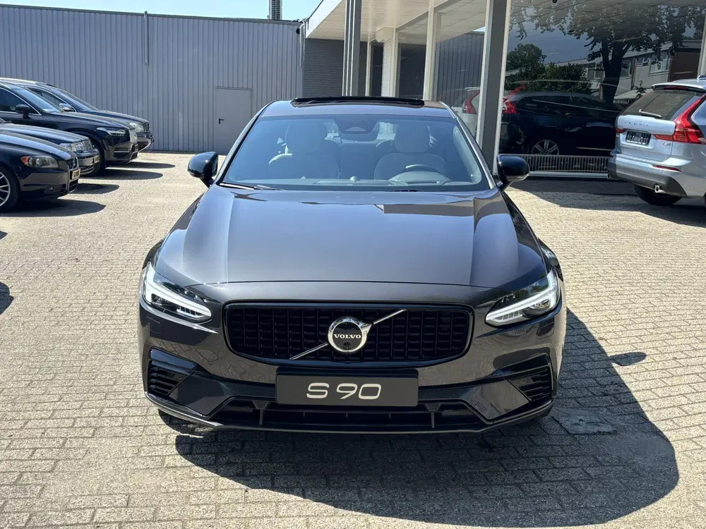 Volvo S90 T8 455pk AWD Ultimate Dark B&W Head-Up Luc uit 2022, foto 7