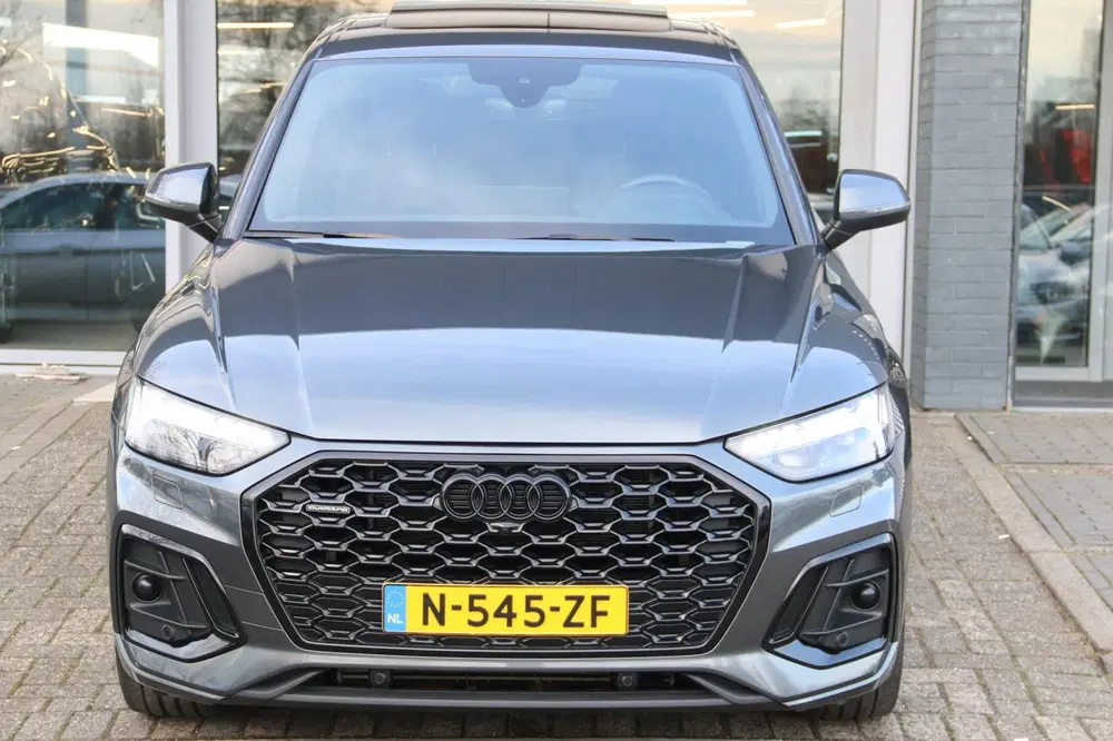 Audi Q5 55 TFSI e S-LINE PANO-DAK LUCHTVERING uit 2021, foto 2