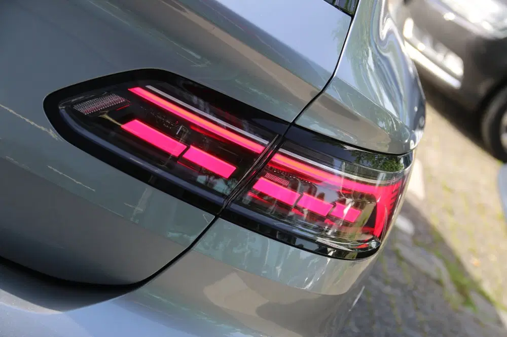 Volkswagen Arteon 2.0 TSI R-Line Business+ uit 2021, foto 7