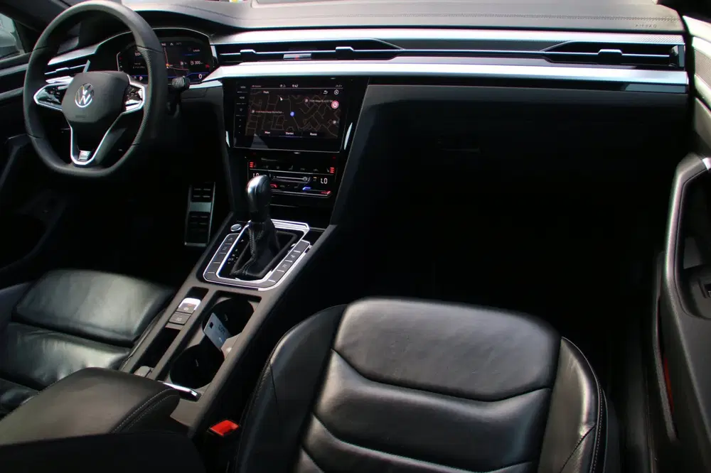 Volkswagen Arteon 2.0 TSI R-Line Business+ uit 2021, foto 9