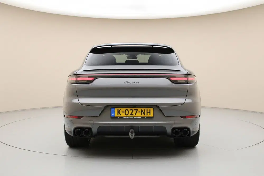 Porsche Cayenne Cayenne Coupé 3.0 E-Hybrid VOL BURMESTER B uit 2021, foto 4