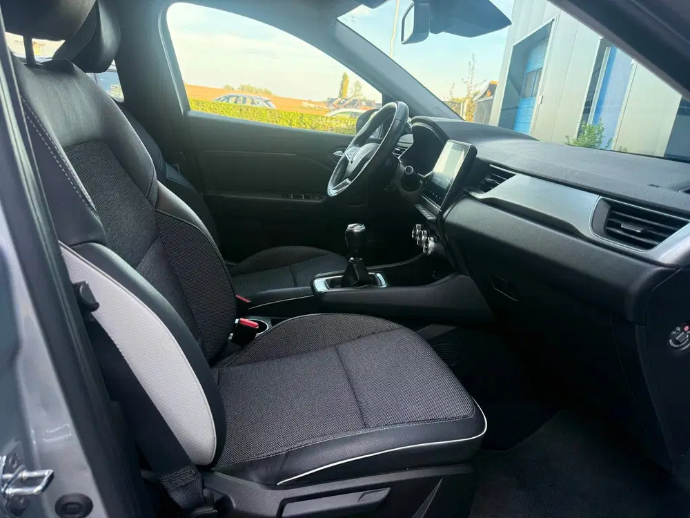 Renault Captur 1.3 TCe 140 Intens uit 2022, foto 5