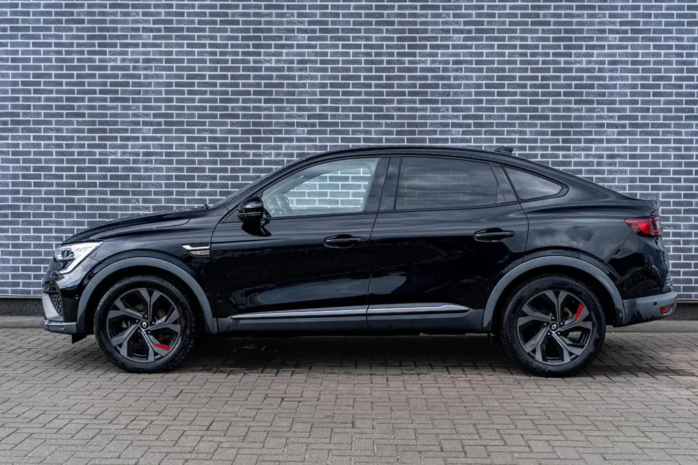 Renault Arkana 1.6 E-Tech Hybrid 145 R.S. Line uit 2022, foto 3