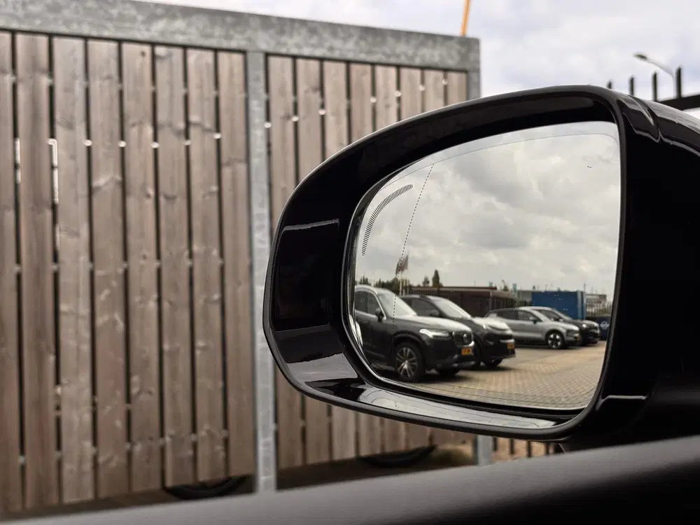Volvo XC60 Plug-in Hybrid T6 AWD Ultimate Bright uit 2023, foto 11