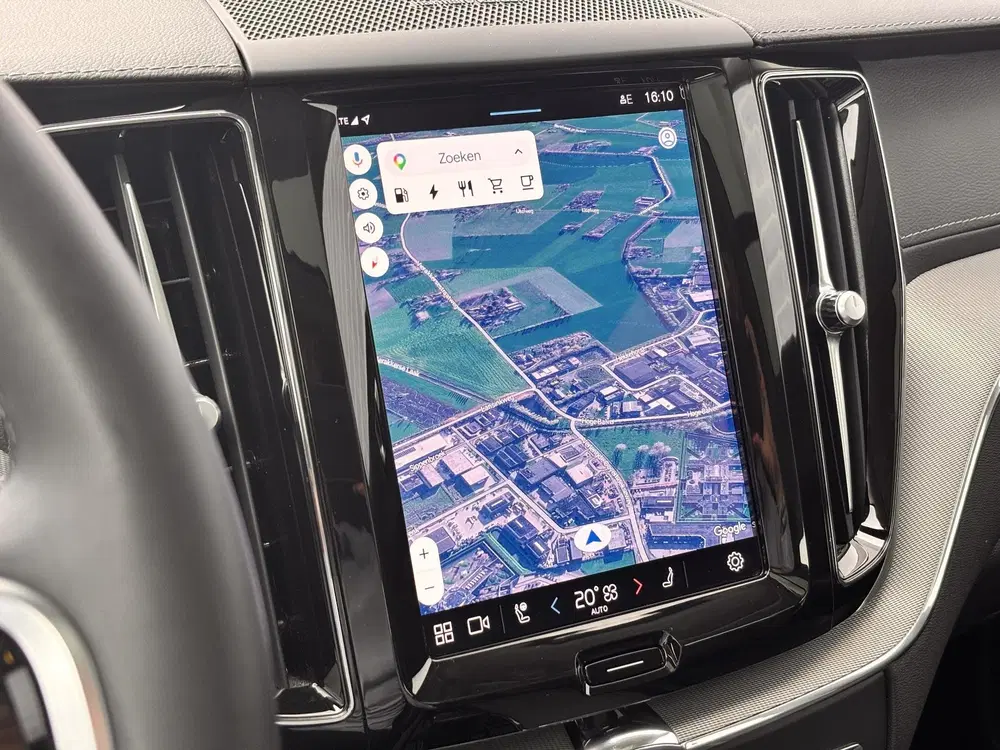 Volvo XC60 Plug-in Hybrid T6 AWD Ultimate Bright uit 2023, foto 8
