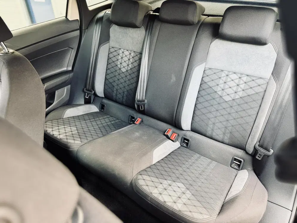 Volkswagen Taigo 1.0 TSI R-Line I.Q uit 2022, foto 8