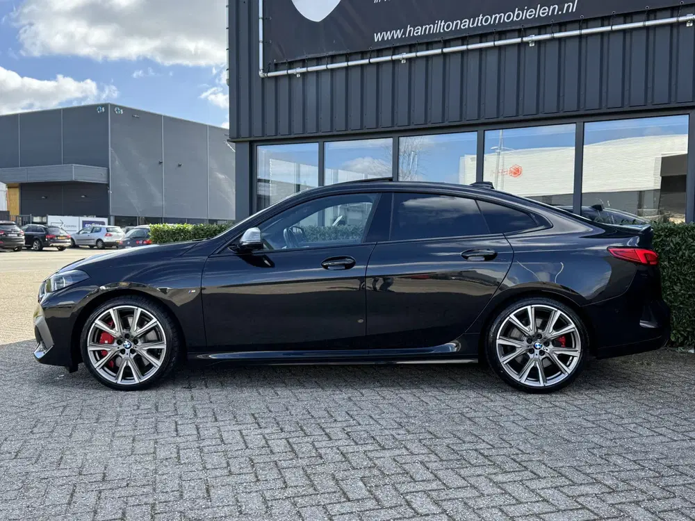 BMW 2-serie 2 Serie Gran Coupé M 235i 306pk xDrive Ful uit 2023, foto 4