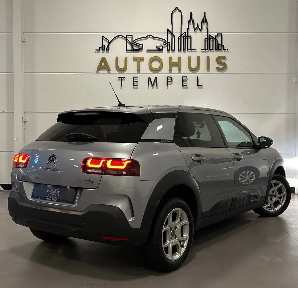 Citroën C4 Cactus Citroen C4 Cactus 1.2 PureTech Shine Autom uit 2019, foto 2