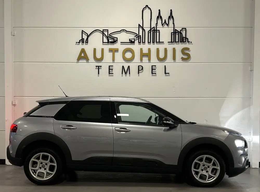 Citroën C4 Cactus Citroen C4 Cactus 1.2 PureTech Shine Autom uit 2019, foto 3