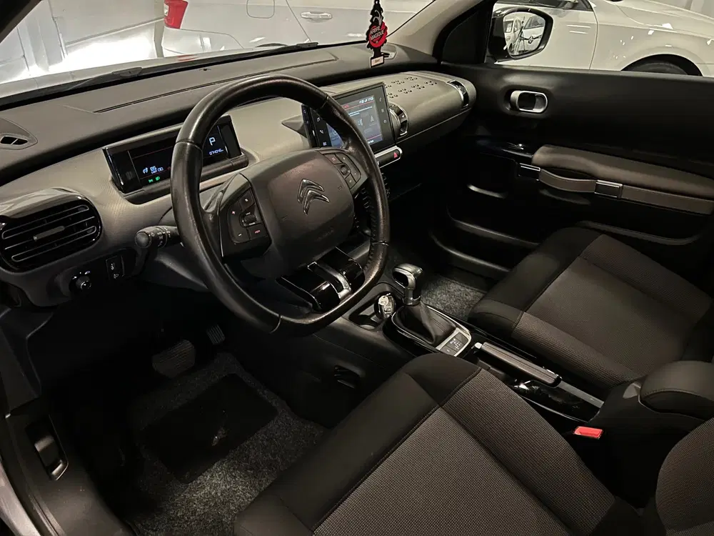 Citroën C4 Cactus Citroen C4 Cactus 1.2 PureTech Shine Autom uit 2019, foto 8