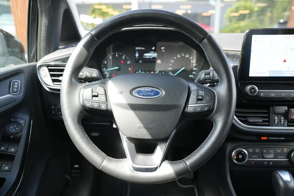 Ford Fiesta 1.0 EcoBoost Hybrid Titanium uit 2022, foto 8