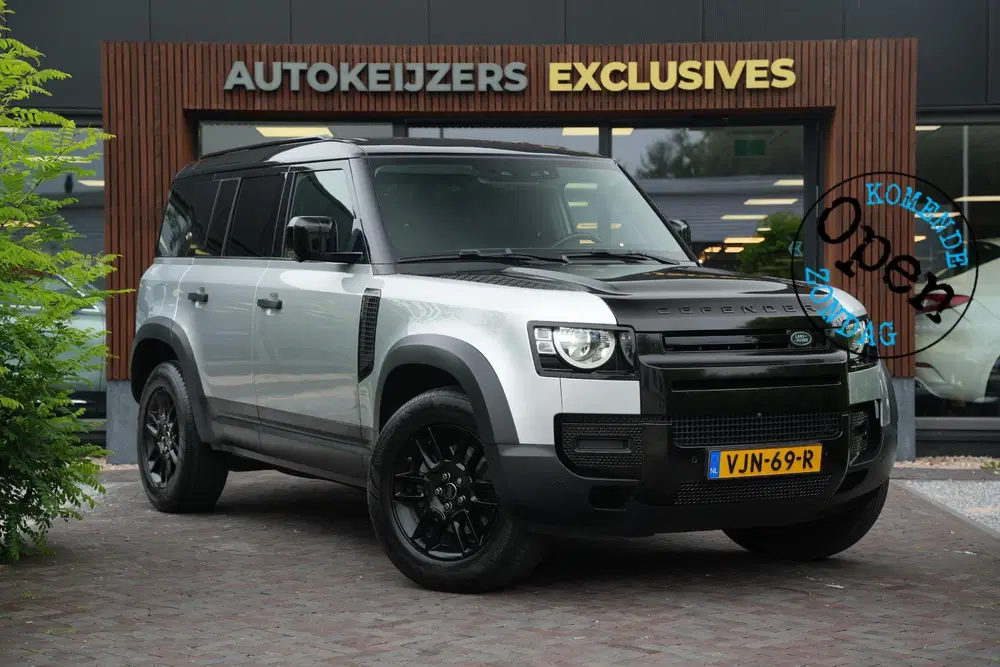 Land Rover Defender 2.0 D240 110 HSE Pano Grijs kenteken Per uit 2020