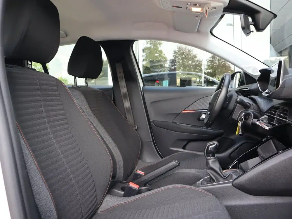 Peugeot 208 Active PureTech 75pk uit 2020, foto 6