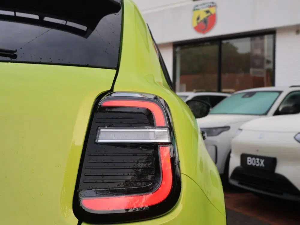 Abarth 600e 600 54kWh 280PK Scorpionissima uit 2026, foto 12