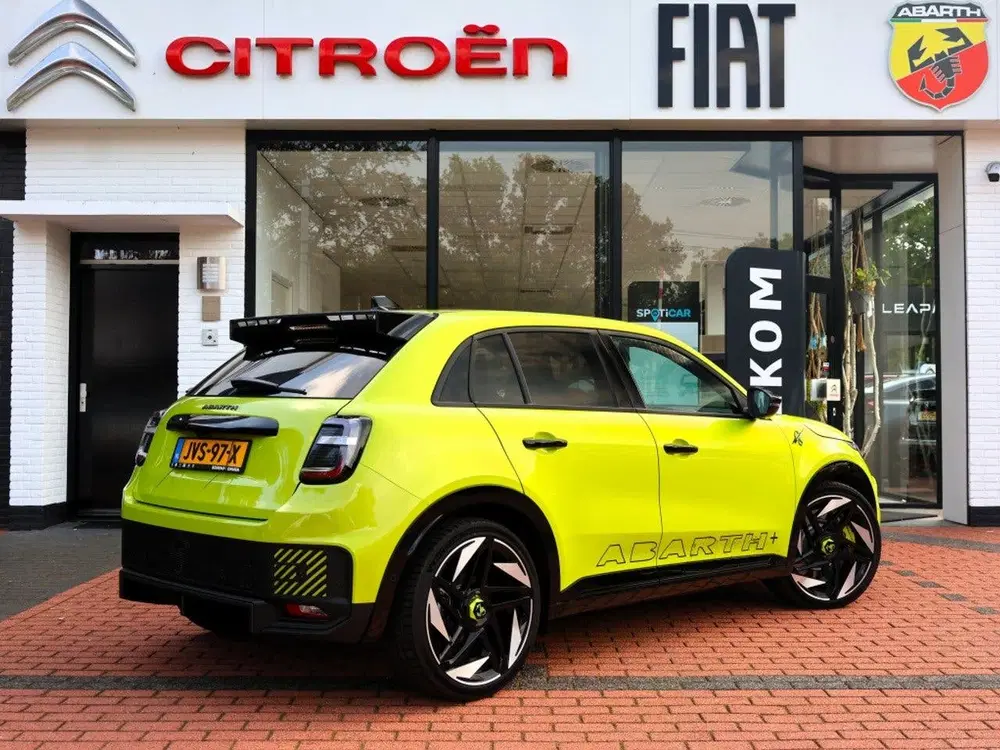 Abarth 600e 600 54kWh 280PK Scorpionissima uit 2026, foto 4