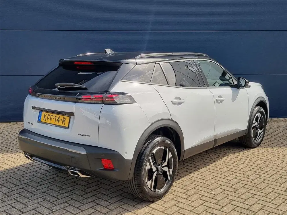 Peugeot 2008 1.2 Hybrid 145pk e-DCS6 GT VOORRAAD VOORDE uit 2026, foto 5