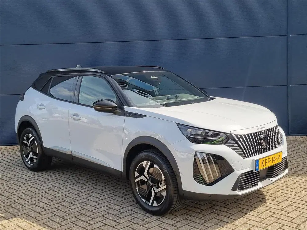 Peugeot 2008 1.2 Hybrid 145pk e-DCS6 GT VOORRAAD VOORDE uit 2026, foto 7