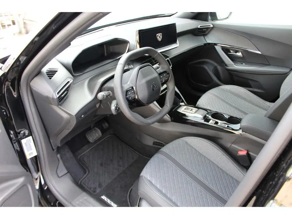 Peugeot 2008 1.2 Hybrid 145 Allure VOORRAAD VOORDEEL uit 2026, foto 11