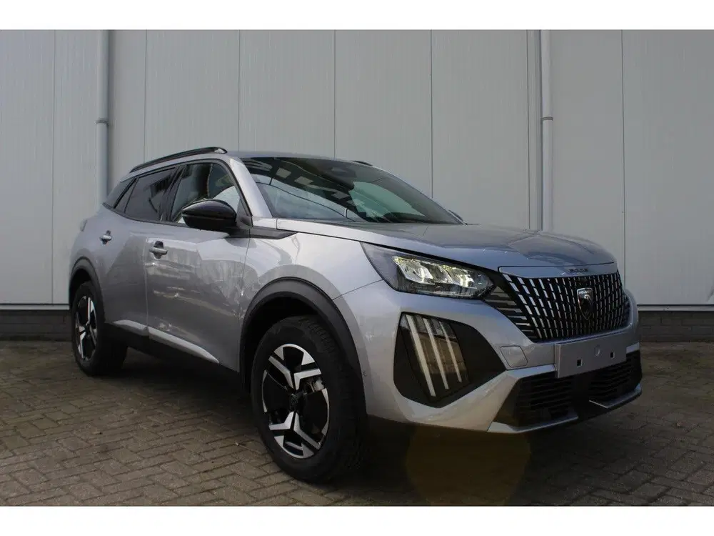 Peugeot 2008 1.2 Hybrid 145 Allure VOORRAAD VOORDEEL uit 2026, foto 3