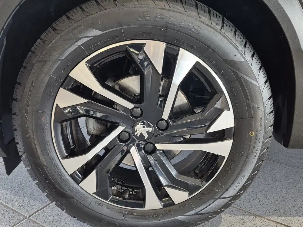 Peugeot 2008 1.2 PureTech GT-Line 130 PK Nieuwe Distrib uit 2021, foto 14