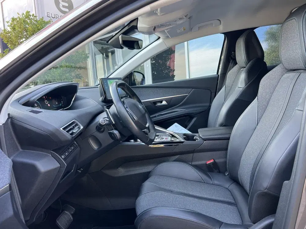 Peugeot 3008 1.6 HYbrid 225 Allure Pack Business Automa uit 2022, foto 10