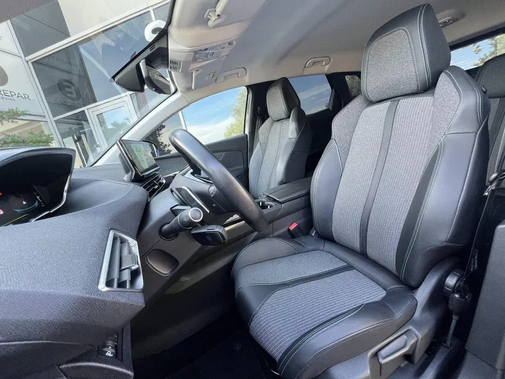 Peugeot 3008 1.6 HYbrid 225 Allure Pack Business Automa uit 2022, foto 13