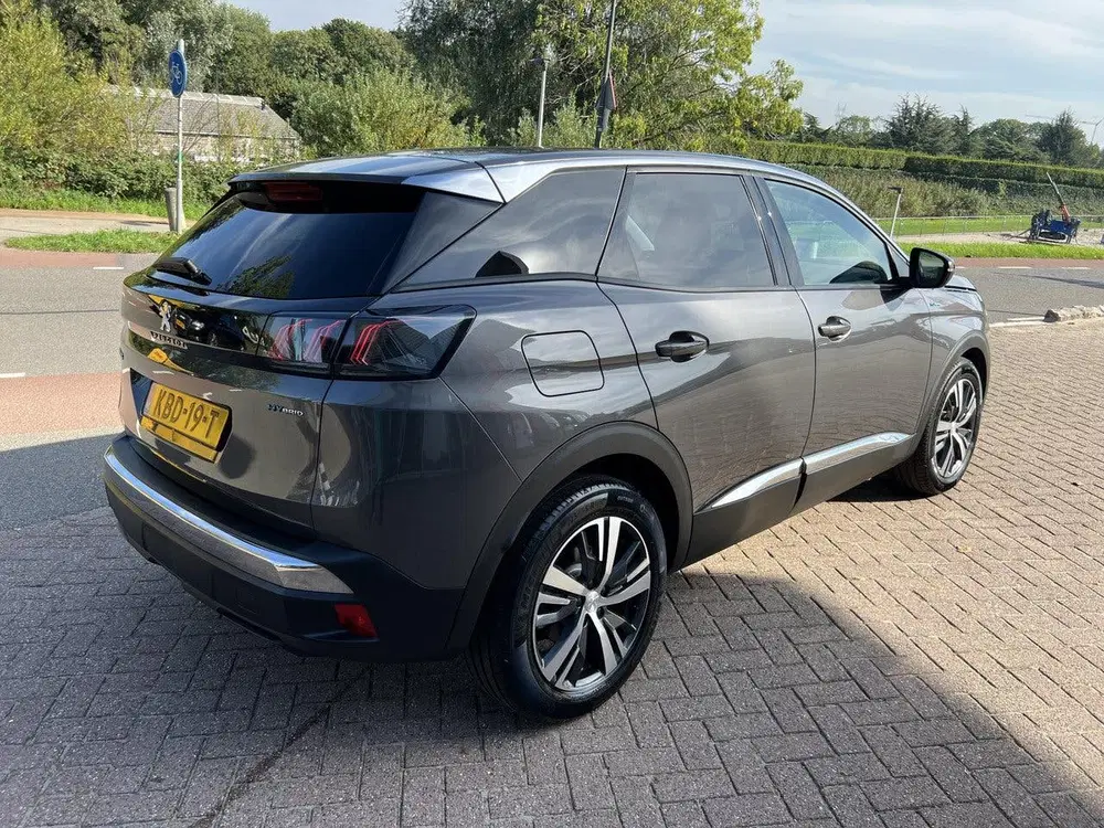 Peugeot 3008 1.6 HYbrid 225 Allure Pack Business Automa uit 2022, foto 4