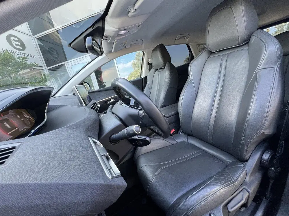 Peugeot 3008 1.2 Turbo 130 pk Blue Lease Premium Avanta uit 2020, foto 12
