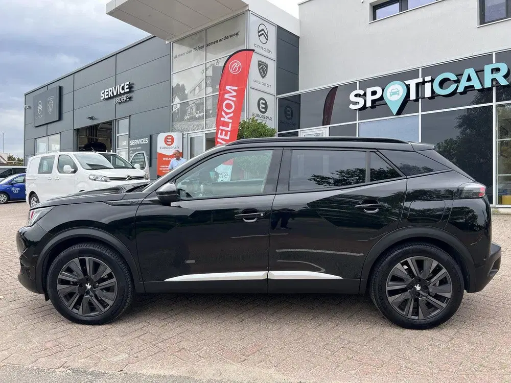 Peugeot 2008 EV GT Pack 50 kWh 136 pk Automaat uit 2021, foto 2
