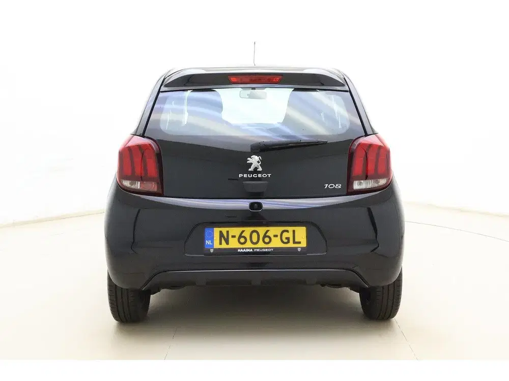 Peugeot 108 1.0 e-VTi Allure uit 2021, foto 11