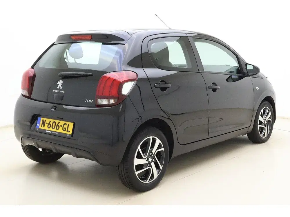 Peugeot 108 1.0 e-VTi Allure uit 2021, foto 2