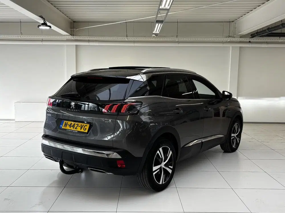 Peugeot 3008 1.2 PureTech GT uit 2022, foto 2