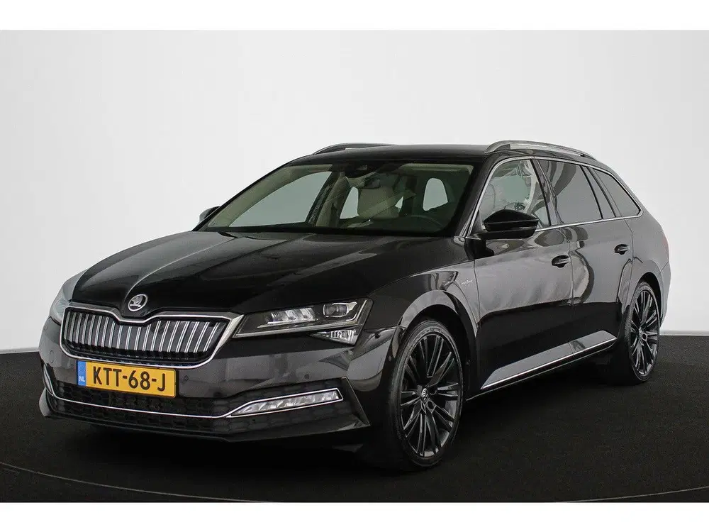 Skoda Superb Combi 1.4 TSI iV Laurin & Klement Leder St uit 2023