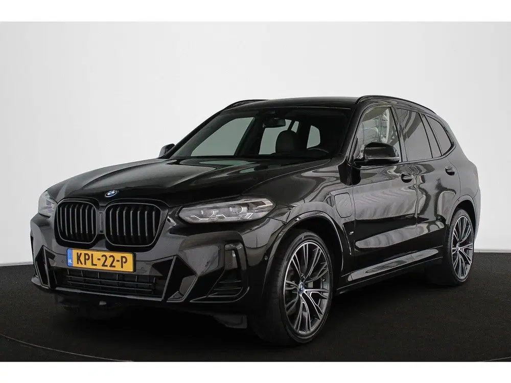 BMW X3 xDrive30e High Executive SOH 95% M Sport K uit 2023