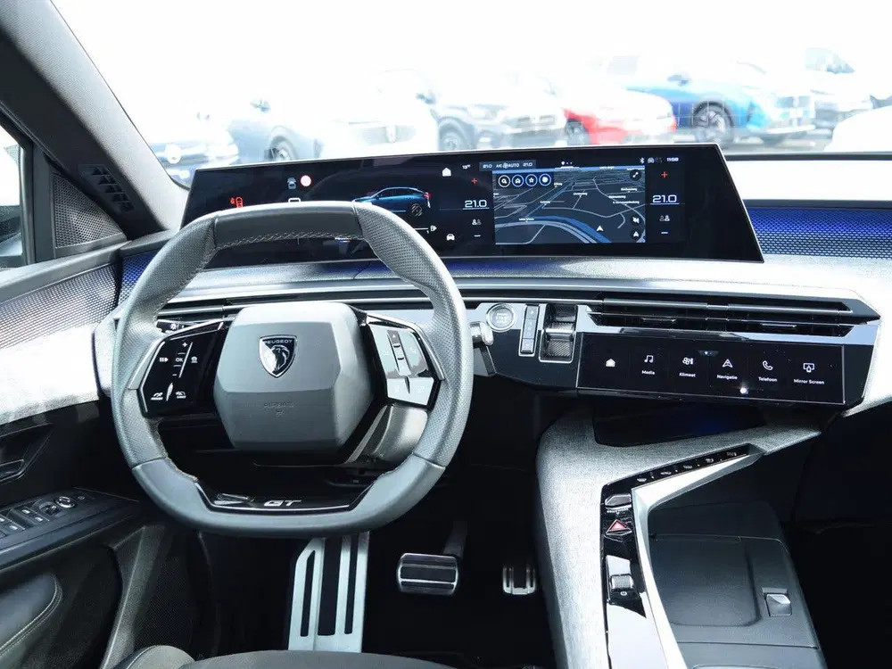 Peugeot 3008 1.2 Hybrid 136 GT NAVIGATIE & CARPLAY uit 2024, foto 11