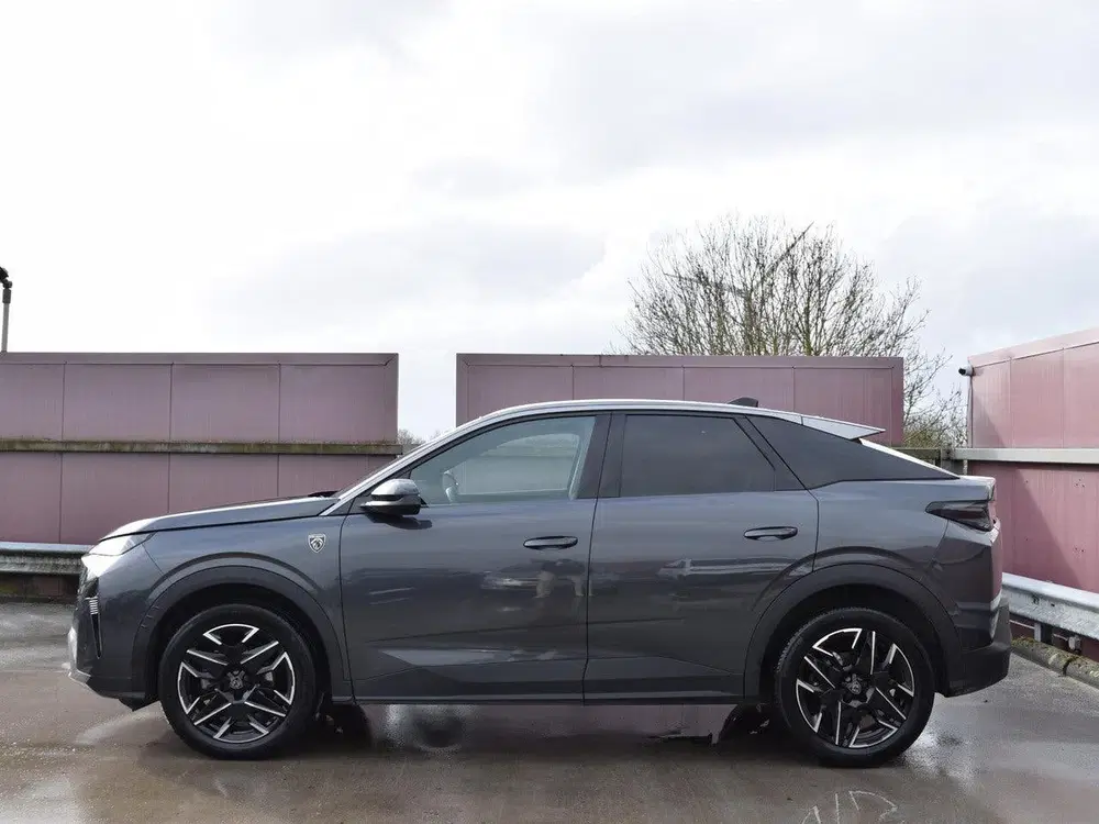 Peugeot 3008 1.2 Hybrid 136 GT NAVIGATIE & CARPLAY uit 2024, foto 3