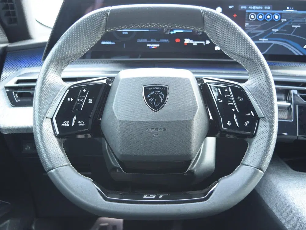 Peugeot 3008 1.2 Hybrid 136 GT NAVIGATIE & CARPLAY uit 2024, foto 9
